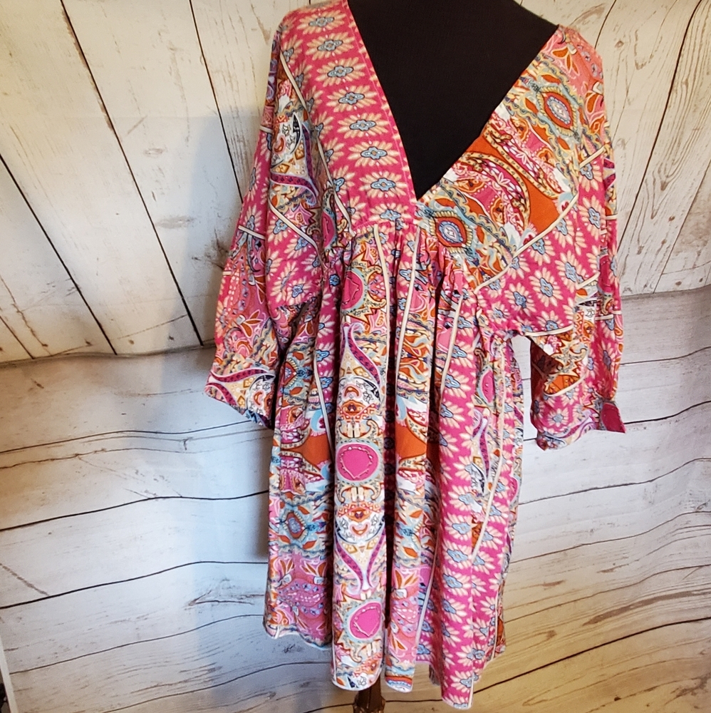 Kara and Kate boho paisley print V-neck mini dress pink, orange, blue Small